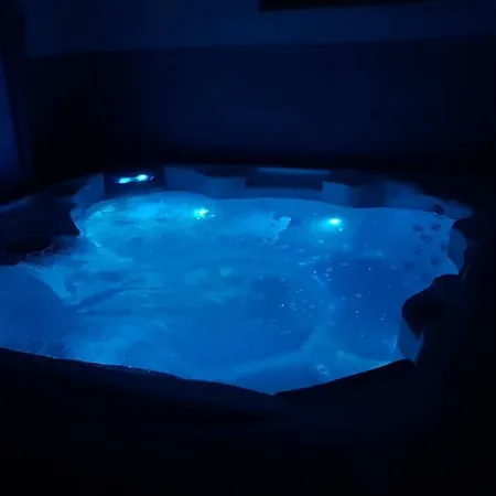 Hisa Pod Gorami**** - House With Wellness *