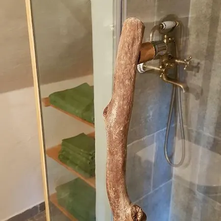 וילה Hisa Pod Gorami**** - House With Wellness