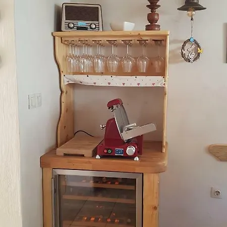 Hisa Pod Gorami**** - House With Wellness * קרנייסקה גורה
