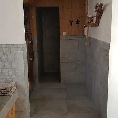 Hisa Pod Gorami**** - House With Wellness *