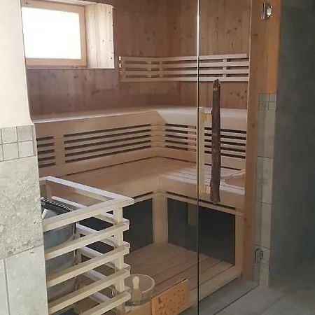 Hisa Pod Gorami**** - House With Wellness *