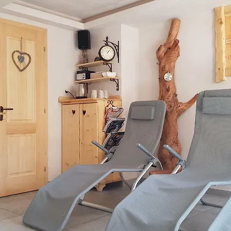 别墅 Hisa Pod Gorami**** - House With Wellness